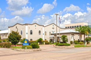  Days Inn & Suites by Wyndham Webster NASA-ClearLake-Houston  Уэбстер